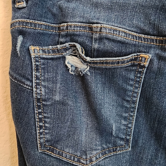 Torrid Bombshell skinny cropped destructed denim sz 10 - Picture 5 of 7